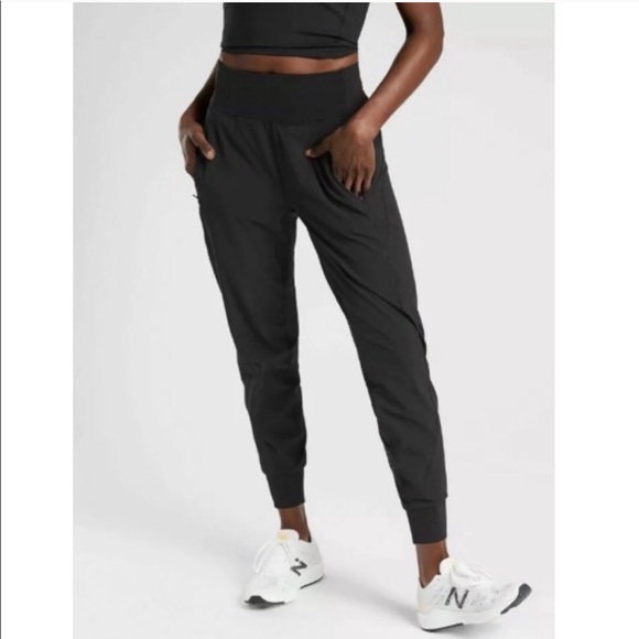 Athleta Pants - Athleta Distance Jogger